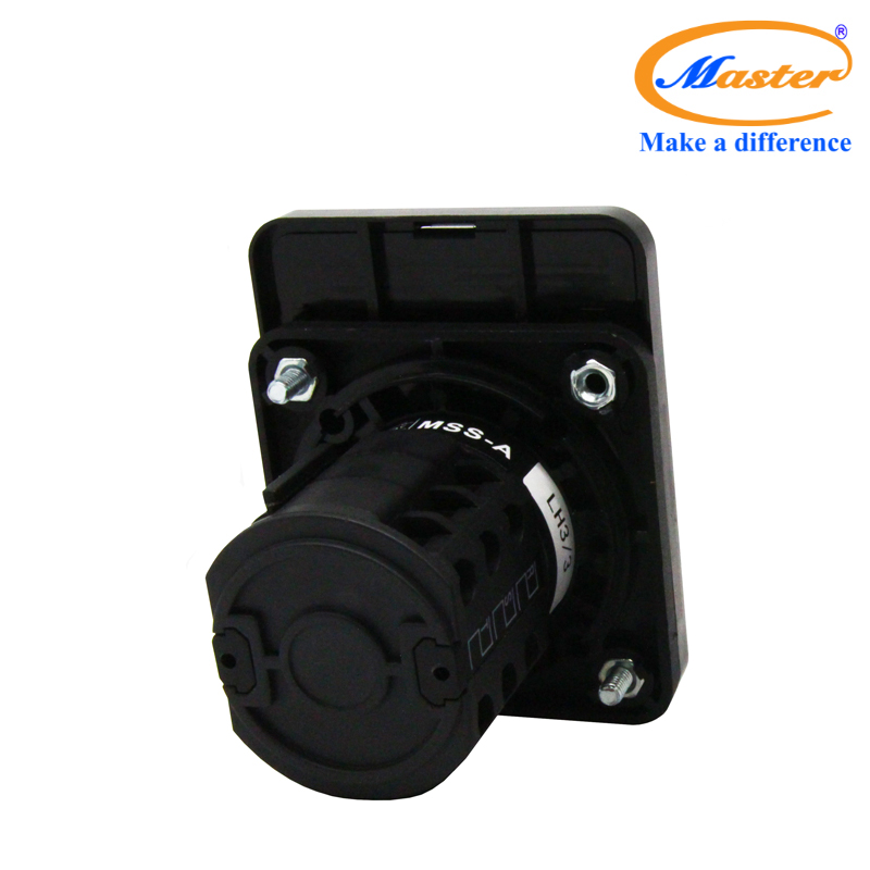 Chuyển Mạch Ampe 4 Vị Trí 64x79 Master